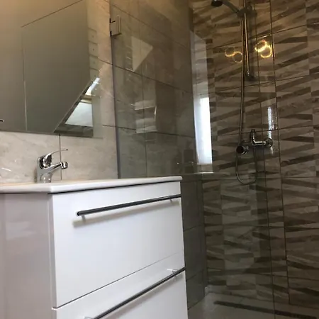 Naphaz Panzio 3*
