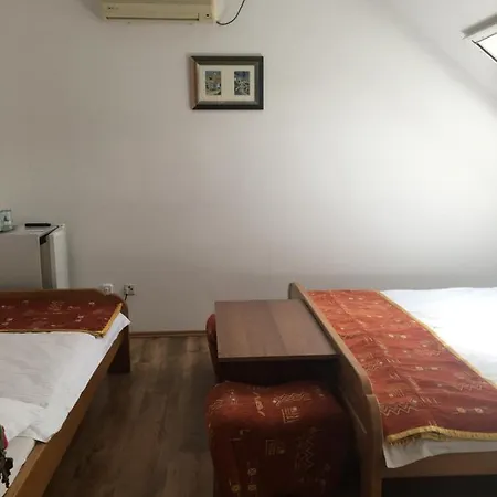 Bed & Breakfast Napház Panzió