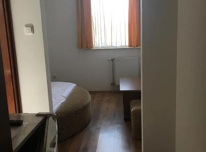 Naphaz Panzio Bed & Breakfast